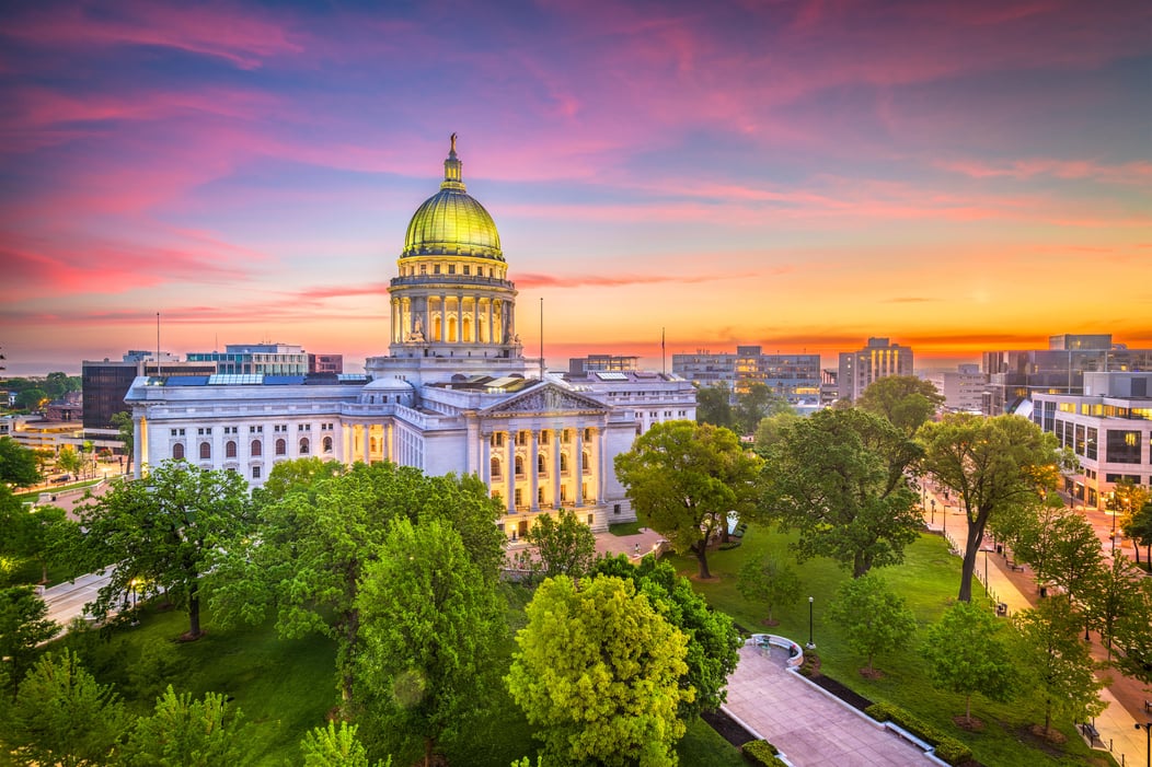 Wisconsin_232496146